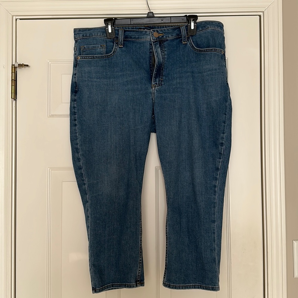 Lee denim capris